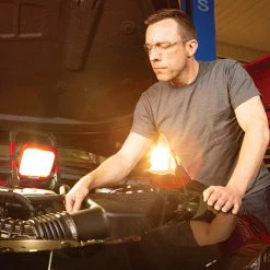 Brand new 🤩 CRAFTSMAN Small Working Light - 20 V - LED - Red and Black - Bare Tool (battery not included) 🎁 -CRAFTSMAN Sales 2022 00276623c L